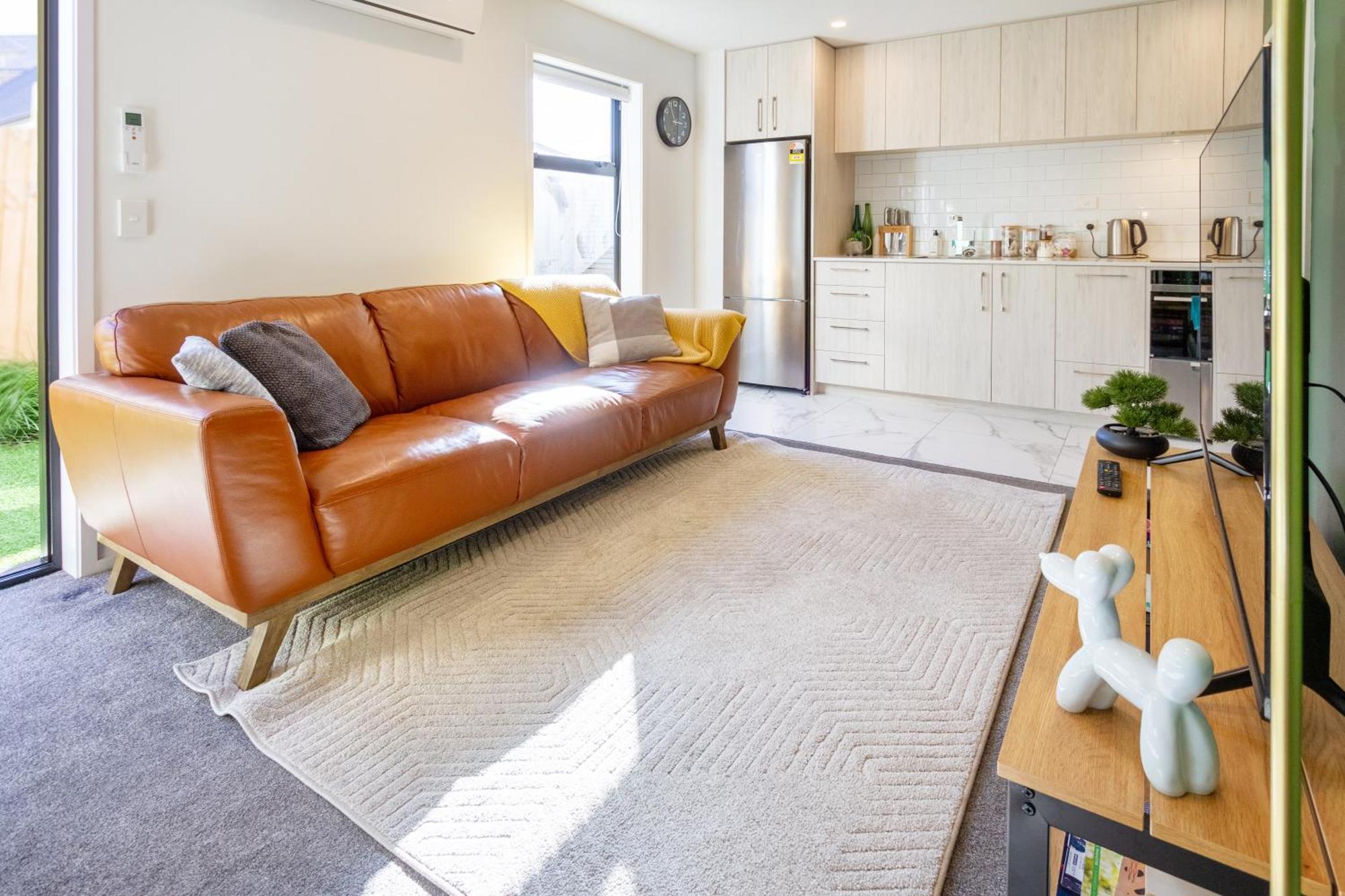 Gorgeous In Green - 2 Bed Central Oasis W/King Bed Christchurch Ngoại thất bức ảnh